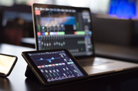 //iqrorwxhmnmnlp5m.ldycdn.com/cloud/ljBpjKjjllSRrlinqqoqjq/industrial-touch-monitor.jpg