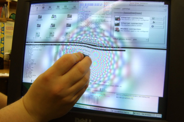A Magnet Affects Lcd Screen3
