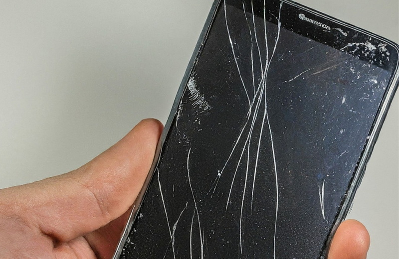a damaged phone