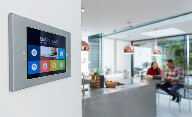 Reshine display for smart home