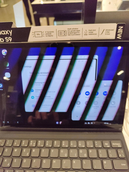 an observation about display choices and eye health plus