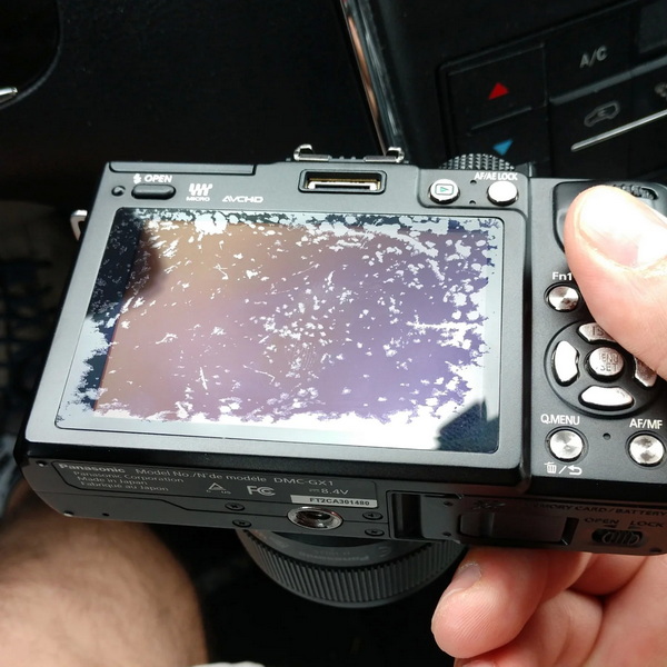 anybody seen the coating come off the screen