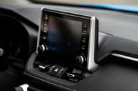 //iqrorwxhmnmnlp5m.ldycdn.com/cloud/lpBpjKjjllSRilnonjoljo/modern-car-media-display-interior-car-touchscreen-monitor.jpg