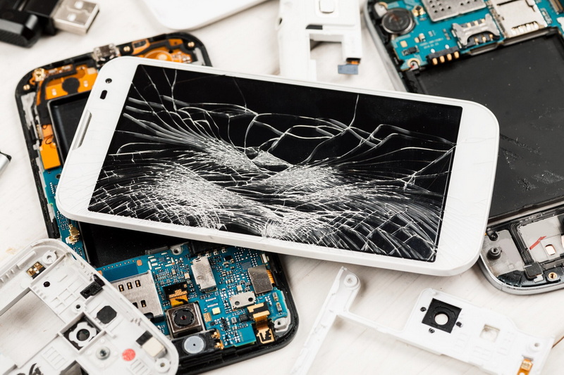 Cell phone with broken display