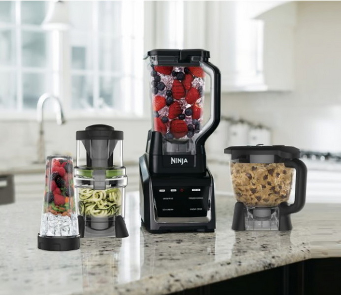 Smart Kitchen Blender with touch screen
