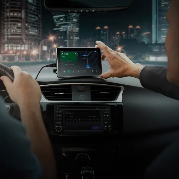 Intellidash Dash Mounted Screen