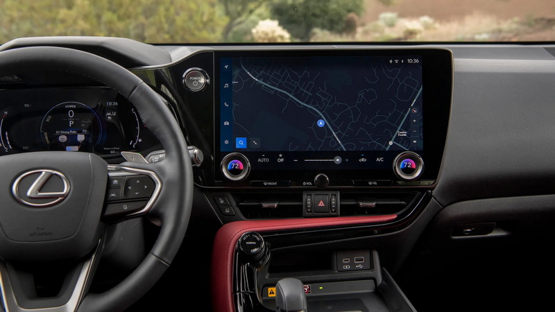 lexus interface with 14-in touchscreen display2