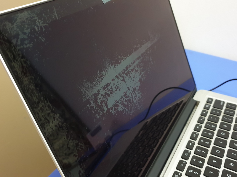 Alcohol Damage Lcd Screen1